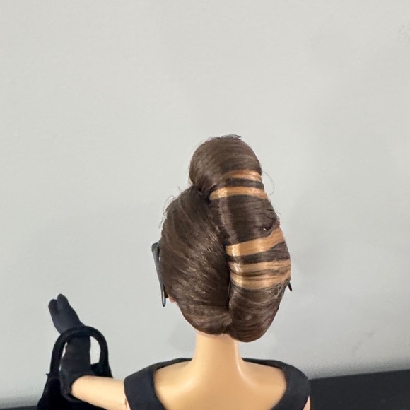 Vintage Madame Alexander Holly Golightly Audrey Hepburn Breakfast at Tiffany’s - Picture 5 of 7